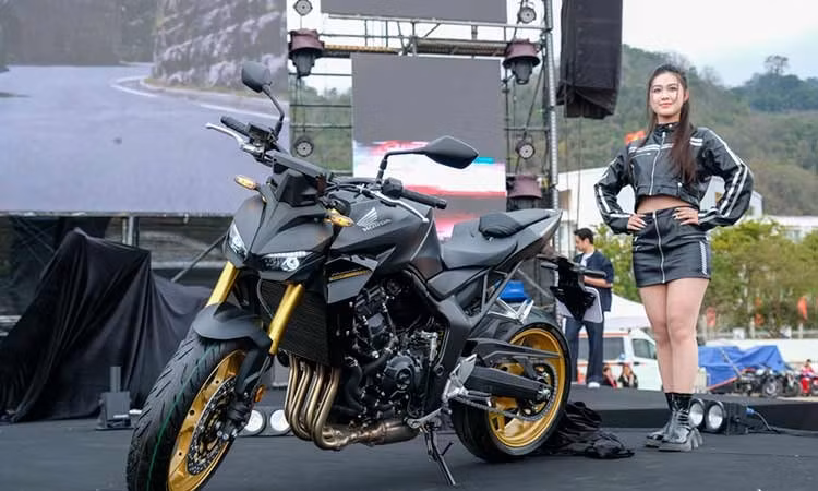 Honda Việt Nam triệu hồi xe môtô CB1000 Hornet vì lỗi rò rỉ xăng
