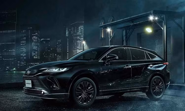 Toyota Harrier hybrid 2027 có thêm bản cắm điện 1.500W, giá từ 28.100 USD