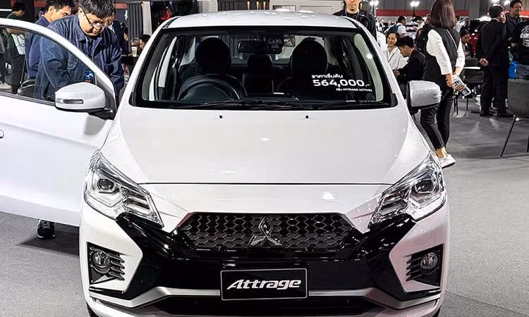 Cận cảnh Mitsubishi Attrage 2026 - thiết kế "lột xác", từ 445 triệu đồng