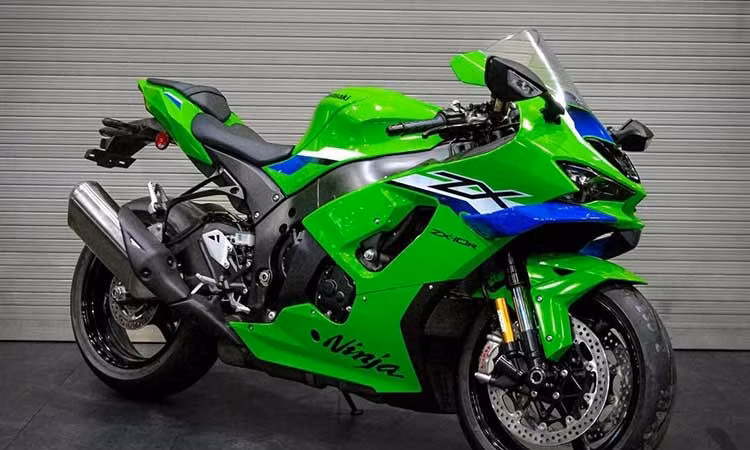 "Đập thùng" Kawasaki Ninja ZX-10R 2026 tại Việt Nam, rẻ hơn cả trăm triệu