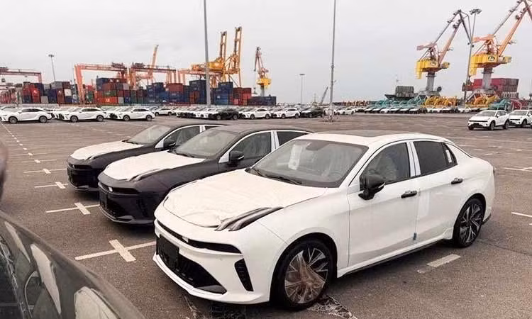 Lynk & Co 03 cập cảng Việt Nam, sẵn sàng "đấu" Mazda3 và Honda Civic