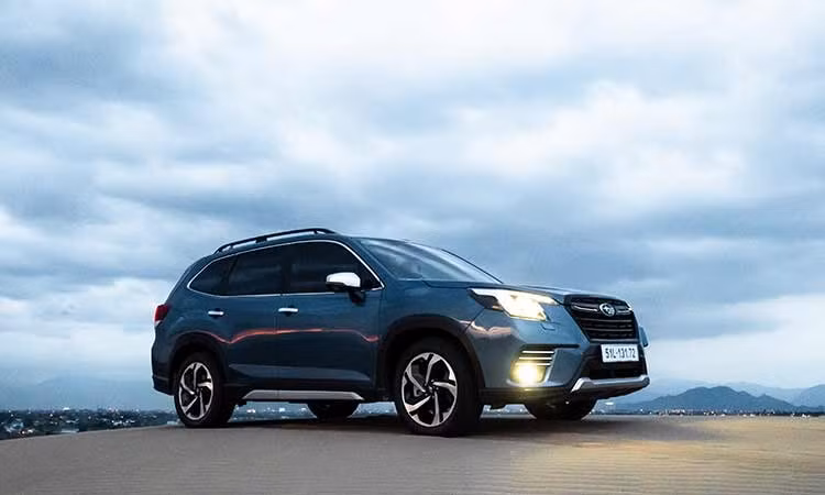 Subaru Forester giảm 320 triệu tại Việt Nam, bản 2.0L chỉ còn 839 triệu đồng