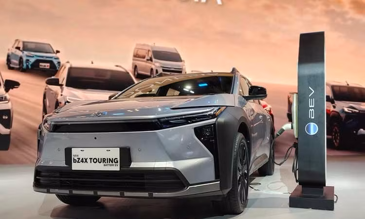 Toyota bZ4X Touring cập bến Đông Nam Á, lăn bánh 487 km/sạc