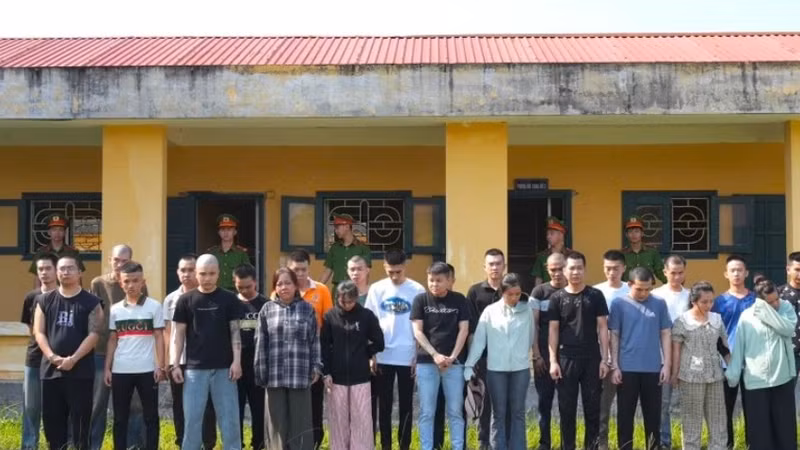 Phá đường dây lừa đảo quốc tế, 61 người bị bắt giữ tại Quảng Trị