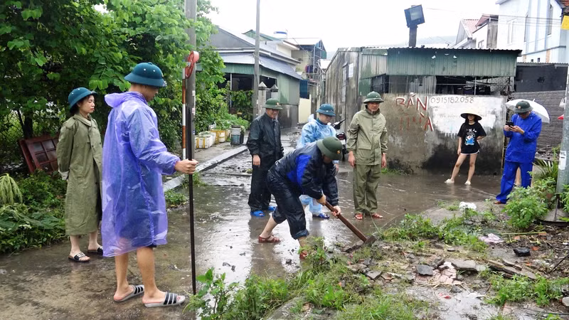 Mưa lớn gây ngập úng tại Cẩm Phả, chính quyền khẩn trương ứng phó