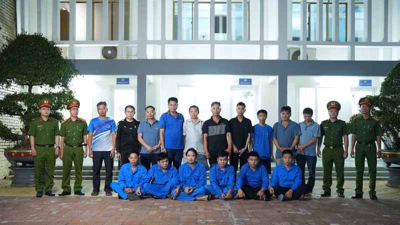 Công an TP HCM xuất sắc phá đường dây buôn bán 2,4 tấn Xyanua tại TP HCM