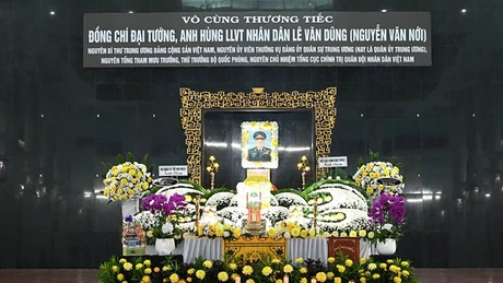 Lễ viếng, truy điệu Đại tướng Lê Văn Dũng được tổ chức trọng thể sáng 14/1 tại Nhà Tang lễ Quốc gia phía Nam, TP Hồ Chí Minh.