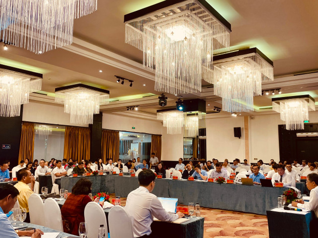 Khanh Hoa: Tao dong luc, ho tro tich cuc cho doanh nghiep phat trien