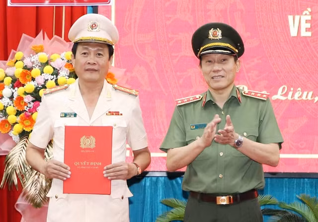 Tan Giam doc Cong an tinh Bac Lieu va Yen Bai la ai?-Hinh-5