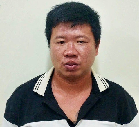 Thanh niên cầm tuýp sắt đánh vào đầu nhiều phụ nữ lớn tuổi tại Nha Trang Thanh nien cam tuyp sat danh vao dau nhieu phu nu lon tuoi tai Nha Trang