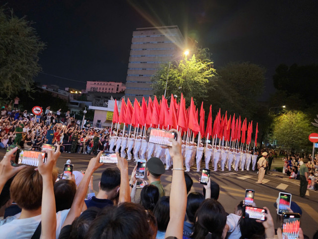 Khong khi nao nhiet trong buoi tong hop luyen dieu binh cho dai le 30/4-Hinh-8