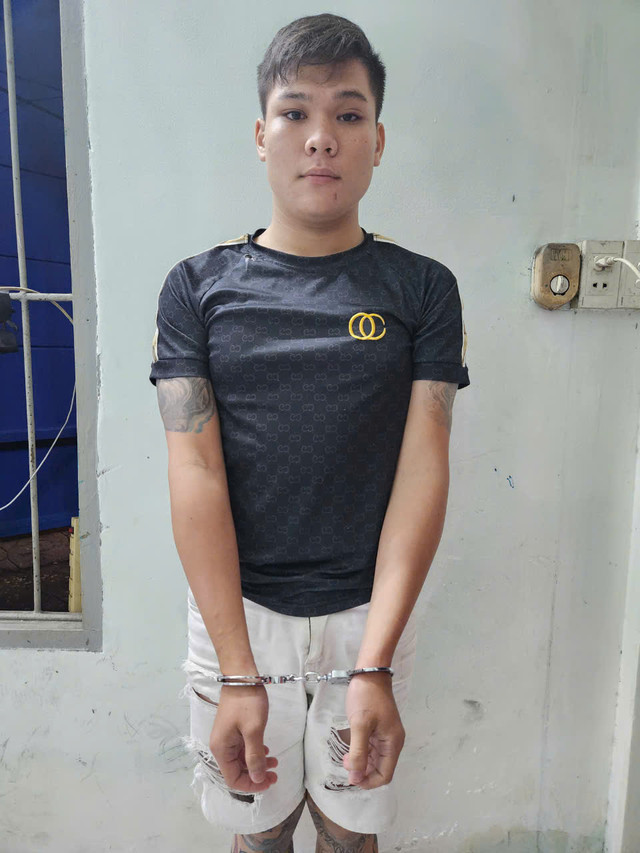 Bắt giữ 5 đối tượng ép người lao động VN lừa đảo tại Campuchia - Hình 3 Bat giu 5 doi tuong ep nguoi lao dong VN lua dao tai Campuchia-Hinh-3