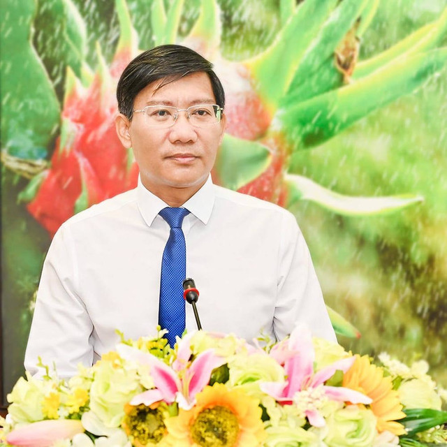 Chân dung 27 cán bộ cấp cao bị kỷ luật 6 tháng đầu năm 2022 - Hình 10 Chan dung 27 can bo cap cao bi ky luat 6 thang dau nam 2022-Hinh-10