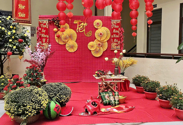 Ruc ro sac xuan ben trong cac toa an tai TP HCM-Hinh-6