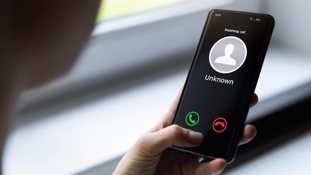 Cảnh giác: Cụ bà bị kẻ giả danh công an lừa hơn 2 tỷ đồng Canh giac: Cu ba bi ke gia danh cong an lua hon 2 ty dong