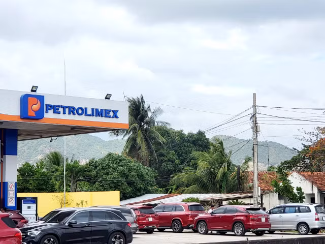 Khanh Hoa: Xa Tram thu phi Cam Thinh do luong xe un u dai hon 5 cay so-Hinh-8