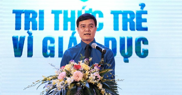 Biết gì về tân Bí thư thứ Nhất Trung ương Đoàn Bùi Quang Huy? - Hình 6 Biet gi ve tan Bi thu thu Nhat Trung uong Doan Bui Quang Huy?-Hinh-6