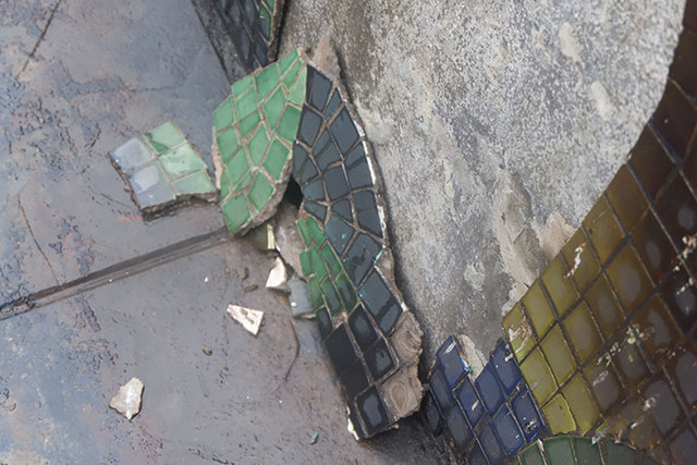 Khong con la con duong gom su Ha Noi dep nhu buc tranh xua-Hinh-9