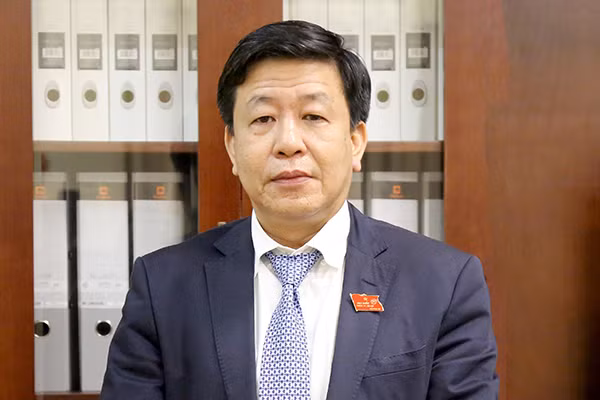 Chan dung cac lanh dao UBND TP Ha Noi-Hinh-7