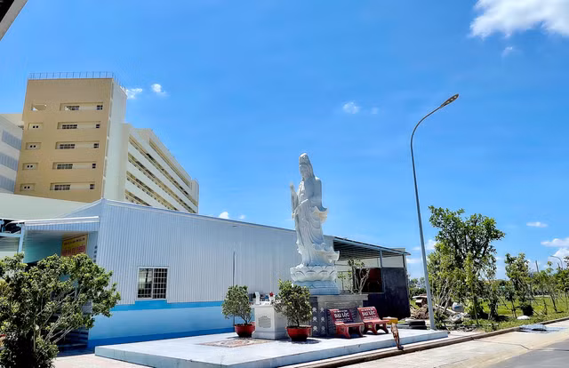 Canh nhech nhac o benh vien nghin ty lon nhat Tra Vinh