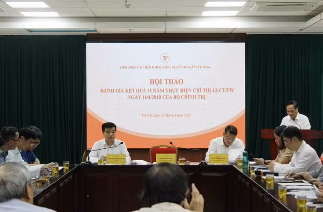 Chi thi 42-CT/TW da khang dinh vai tro cua VUSTA trong viec tap hop tri thuc KH&CN