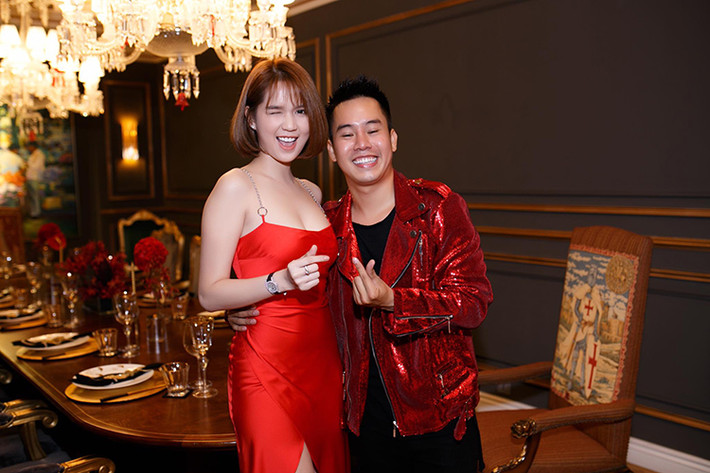 Nữ người mẫu sinh năm 1989 chia sẻ, cơ thể cô cũng có những thay đổi theo thời gian.