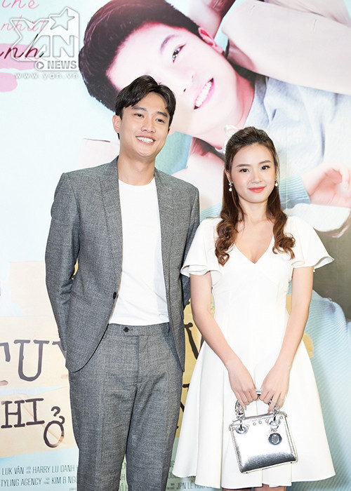 Còn với Quốc Trường, Midu vừa hội ngộ nam diễn viên khi cả hai cùng đến dự một buổi ra mắt phim. Ảnh: Yan