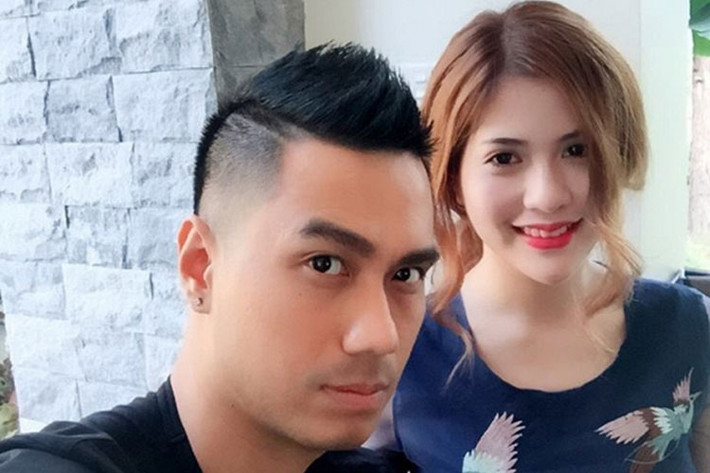 Tuy nhiên, từ năm 2017 đến 2019, vợ chồng nam diễn viên phim “Người phán xử” nhiều lần bị đồn rạn nứt, thậm chí rộ nghi vấn có người thứ ba.