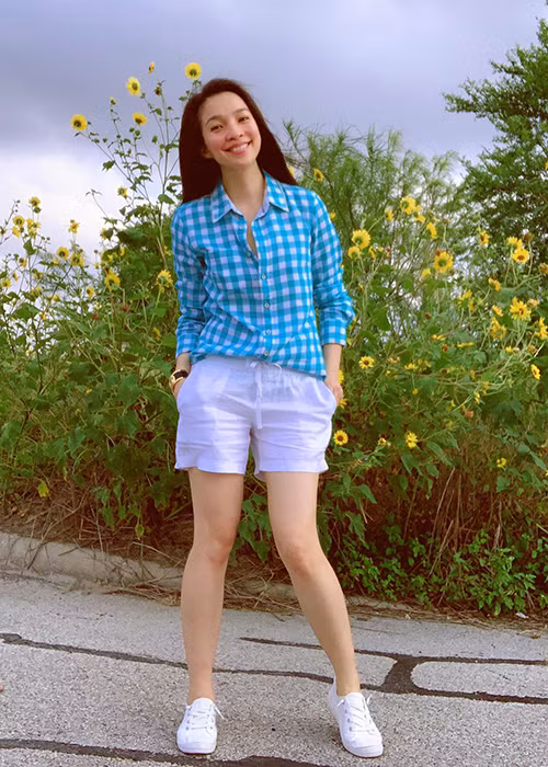 Năm 2016, trong lần hiếm hoi chia sẻ về đời tư, Hiền Thục thổ lộ cô có mối tình 12 năm nhưng không muốn giới thiệu với công chúng.