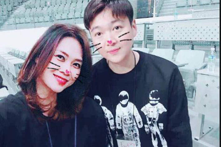 Danh sách người yêu tin đồn của Mỹ Tâm còn có Kim Hak. Anh là người Hàn, đang là tổng giám đốc của một chuỗi nhà hàng cà phê.