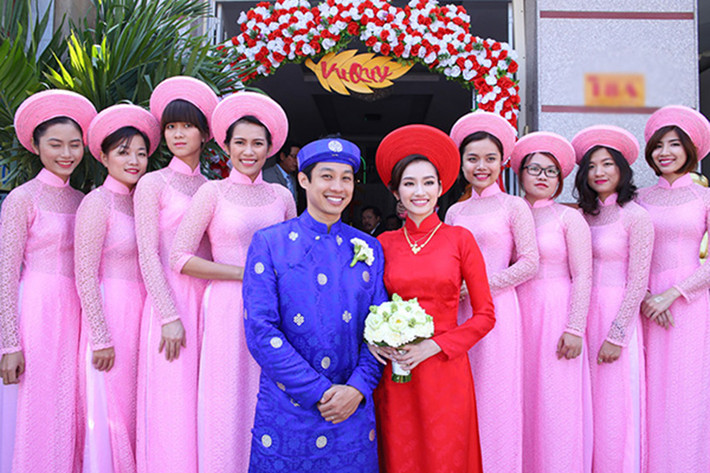 Ông xã của Trúc Diễm tài giỏi, điển trai, rất xứng đôi với người vợ xinh đẹp của mình. Ảnh: Lao động