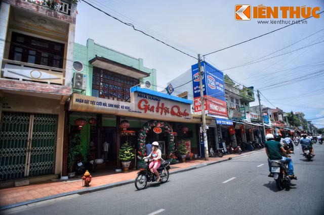 Giai bi an tram nam trong khu pho Tau dac biet o Hue