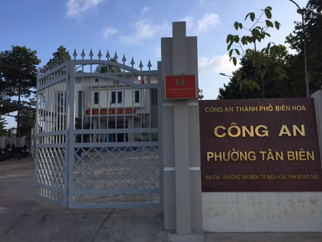 Bé trai 13 tuổi bị đánh thương tật 15% nhưng gần 1 năm công an vẫn chưa khởi tố vụ án - Hình 2 Be trai 13 tuoi bi danh thuong tat 15% nhung gan 1 nam cong an van chua khoi to vu an-Hinh-2