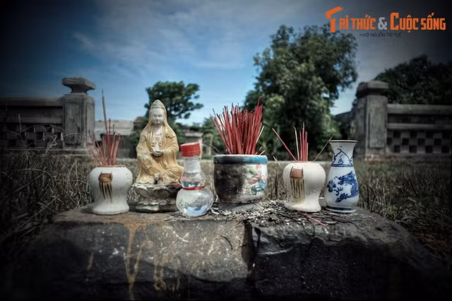 Bí mật tâm linh của đàn tế cổ quy tụ đất đai của nước Việt - Hình 4 Bi mat tam linh cua dan te co quy tu dat dai cua nuoc Viet-Hinh-4