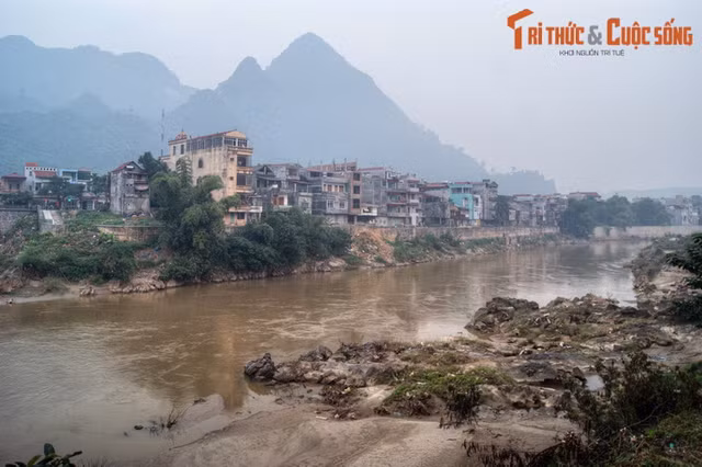 Sửng sốt với những cảnh quan kỳ vĩ của Hà Giang - Hình 2 Sung sot voi nhung canh quan ky vi cua Ha Giang-Hinh-2