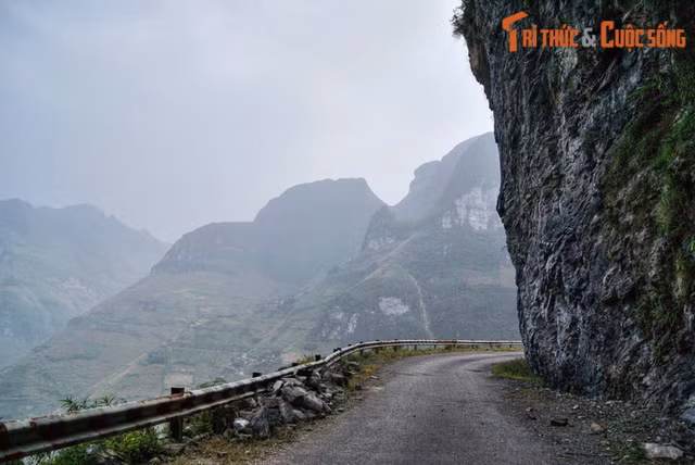 Sửng sốt với những cảnh quan kỳ vĩ của Hà Giang - Hình 8 Sung sot voi nhung canh quan ky vi cua Ha Giang-Hinh-8