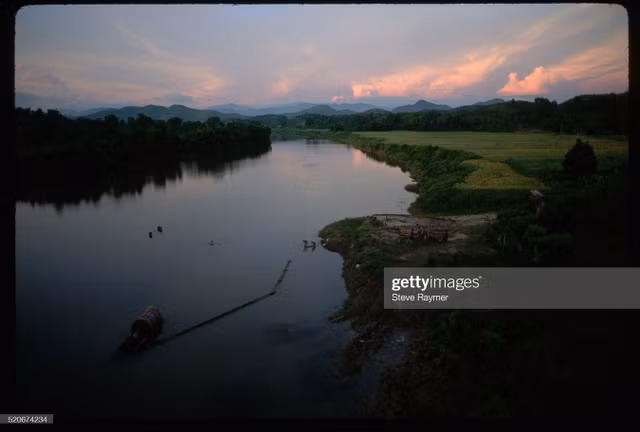 Cuộc sống ở Lào Cai năm 1993 cực nhộn nhịp - Hình 7 Cuoc song o Lao Cai nam 1993 cuc nhon nhip-Hinh-7