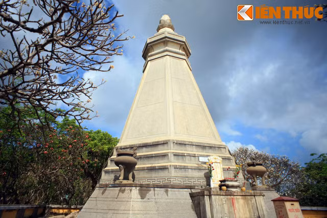 Bí mật bên trong những địa điểm linh thiêng nhất Vũng Tàu - Hình 5 Bi mat ben trong nhung dia diem linh thieng nhat Vung Tau-Hinh-5
