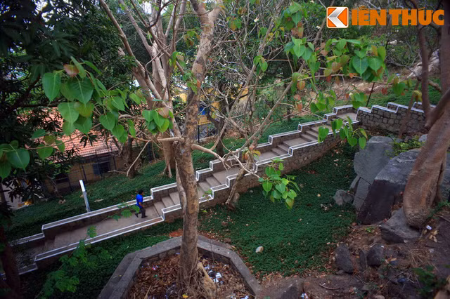 Bí mật bên trong những địa điểm linh thiêng nhất Vũng Tàu - Hình 2 Bi mat ben trong nhung dia diem linh thieng nhat Vung Tau-Hinh-2