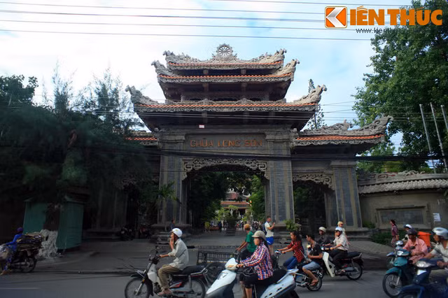 Những địa điểm tâm linh nổi tiếng phải ghé thăm ở thành phố biển Nha Trang Nhung dia diem tam linh noi tieng phai ghe tham o thanh pho bien Nha Trang