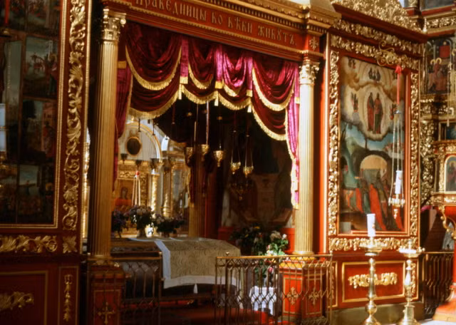 Bất ngờ vẻ đẹp của thành cổ Pskov, Liên Xô năm 1985 - Hình 6 Bat ngo ve dep cua thanh co Pskov, Lien Xo nam 1985-Hinh-6