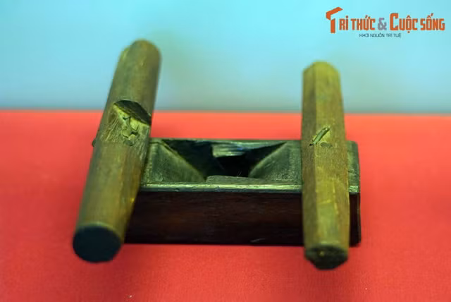 Ngắm nhìn những kỷ vật vô giá của chiến thắng Điện Biên Phủ (1) - Hình 9 Ngam nhin nhung ky vat vo gia cua chien thang Dien Bien Phu (1)-Hinh-9