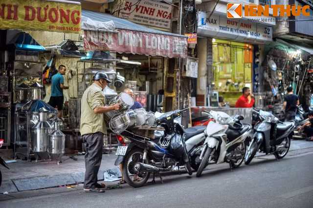 Dạo quanh khu phố nghề quy mô nhất Hà Nội Dao quanh khu pho nghe quy mo nhat Ha Noi