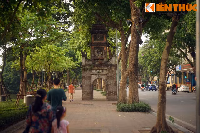 Tháp Hòa Phong ở Hà Nội một thế kỷ trước trông như nào? - Hình 9 Thap Hoa Phong o Ha Noi mot the ky truoc trong nhu nao?-Hinh-9