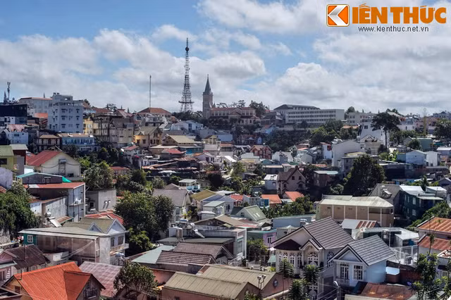 Khám phá vẻ đẹp khác lạ của “nhà bậc thang” ở Đà Lạt - Hình 6 Kham pha ve dep khac la cua “nha bac thang” o Da Lat-Hinh-6