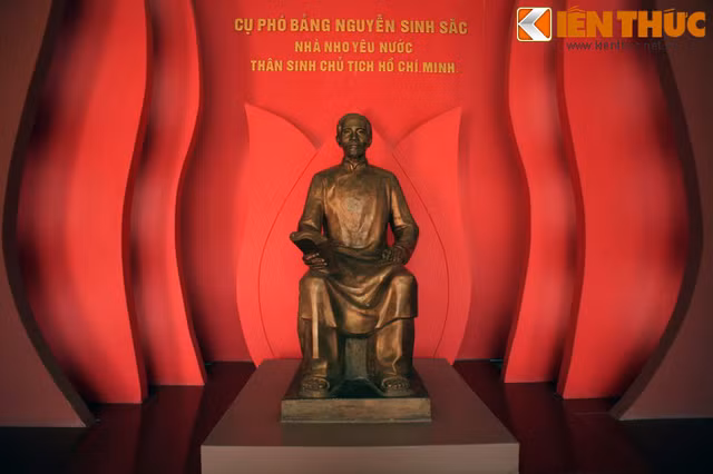 Những dấu mốc quan trọng trong cuộc đời cụ Nguyễn Sinh Sắc qua mô hình đặc biệt - Hình 10 Nhung dau moc quan trong trong cuoc doi cu Nguyen Sinh Sac qua mo hinh dac biet-Hinh-10