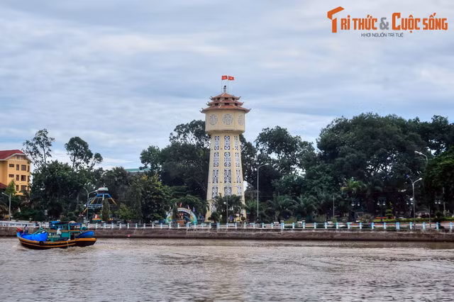 3 tháp nước cổ độc đáo nhất ba miền Việt Nam - Hình 5 3 thap nuoc co doc dao nhat ba mien Viet Nam-Hinh-5
