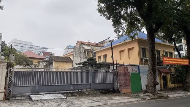 Danh sách loạt dự án đất vàng bị chính quyền Hà Nội thu hồi Danh sach loat du an dat vang bi chinh quyen Ha Noi thu hoi