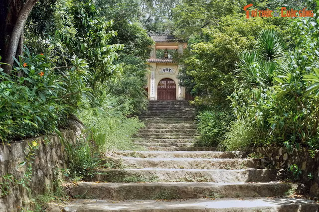 Mãn nhãn cảnh tượng tuyệt vời trên đường từ Huế đi Đà Nẵng - Hình 4 Man nhan canh tuong tuyet voi tren duong tu Hue di Da Nang-Hinh-4