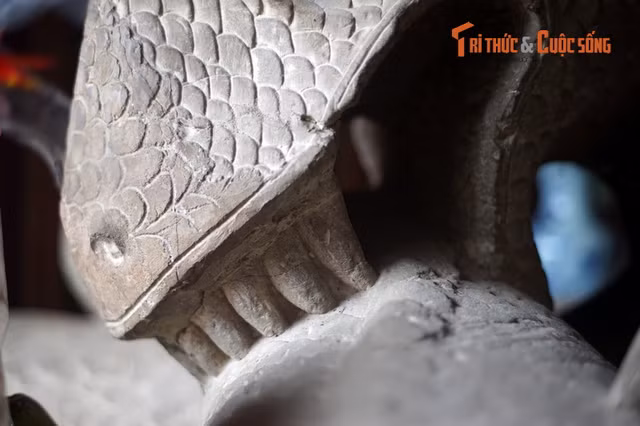 Khám phá tượng rồng tâm trạng phẫn uất ngàn tuổi độc nhất Việt Nam - Hình 15 Kham pha tuong rong tam trang phan uat ngan tuoi doc nhat Viet Nam-Hinh-15